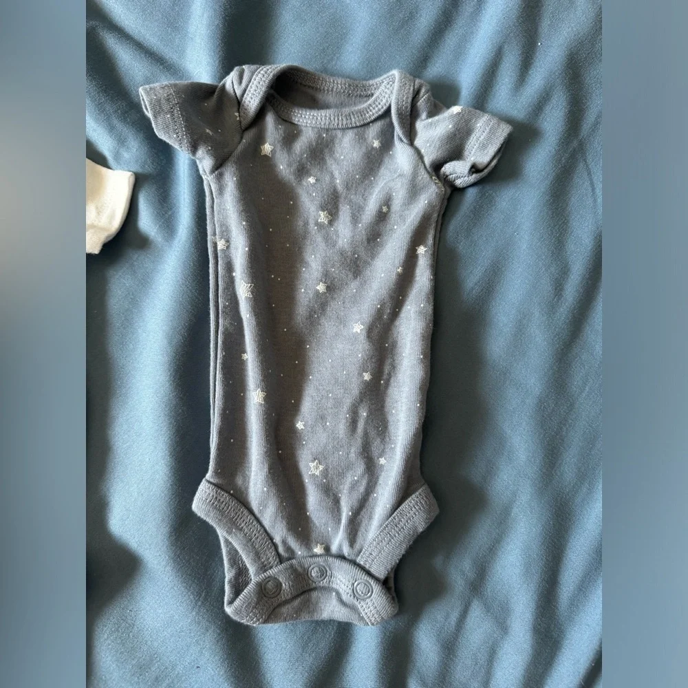 Carters premie‎ onesie bundle